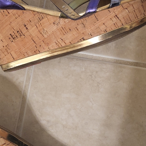 Sandals - Picture 8 of 8